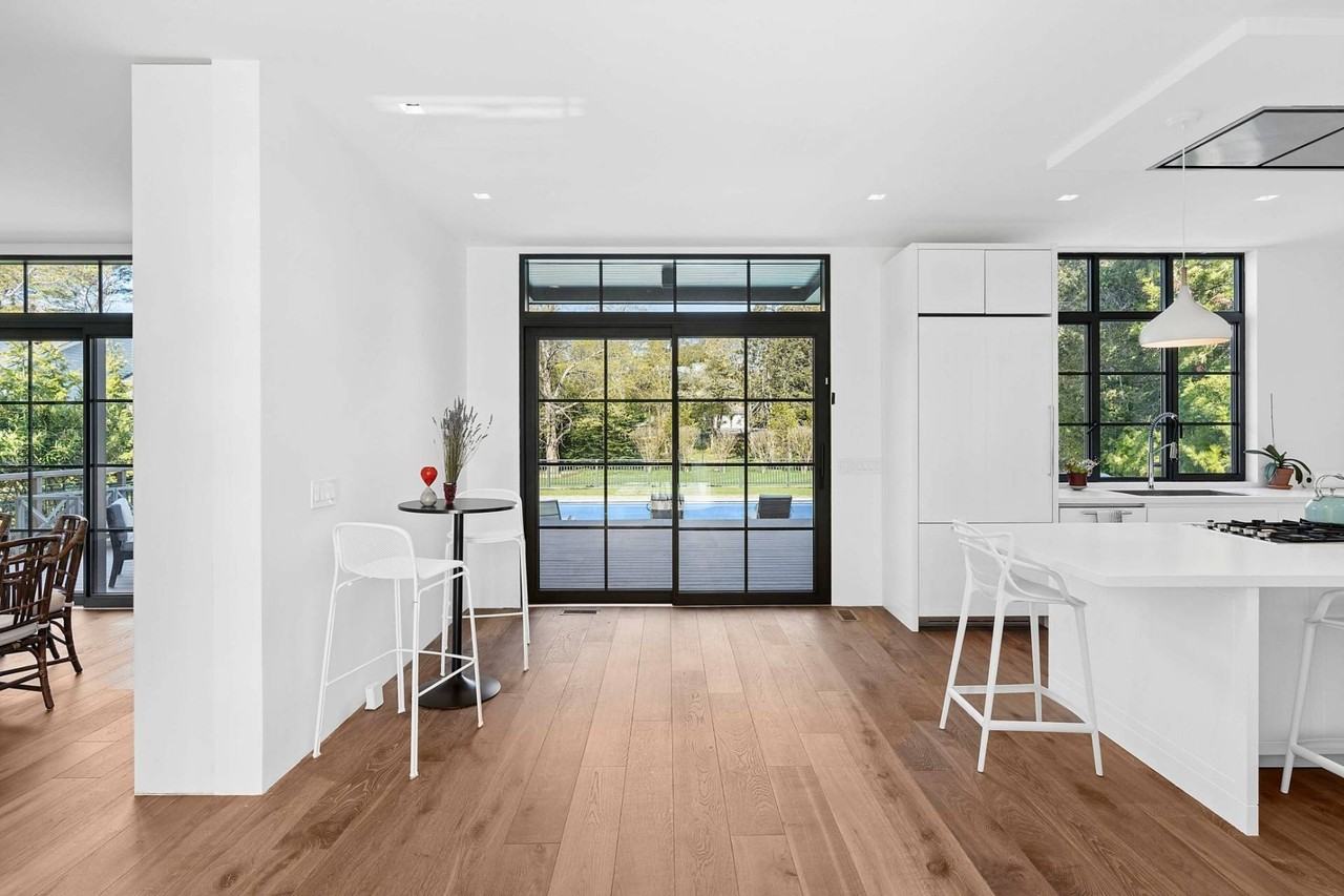 15 Atterbury Rd - Photo 6 of 24