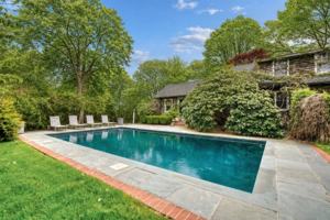 featured image of 19 Maidstone Ave