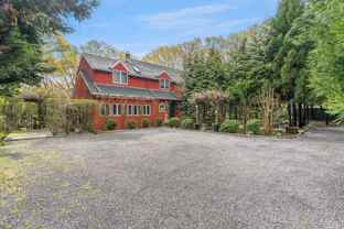 100 Sandy Hollow Rd - Photo 1 of 1