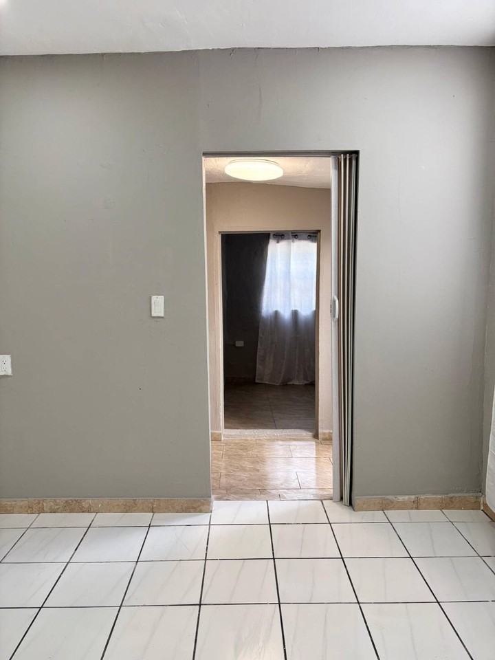 4534 Sw 1st St #2 - Photo 6 of 11