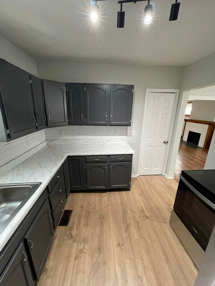 2320 Benton Blvd #1 - Photo 2 of 10