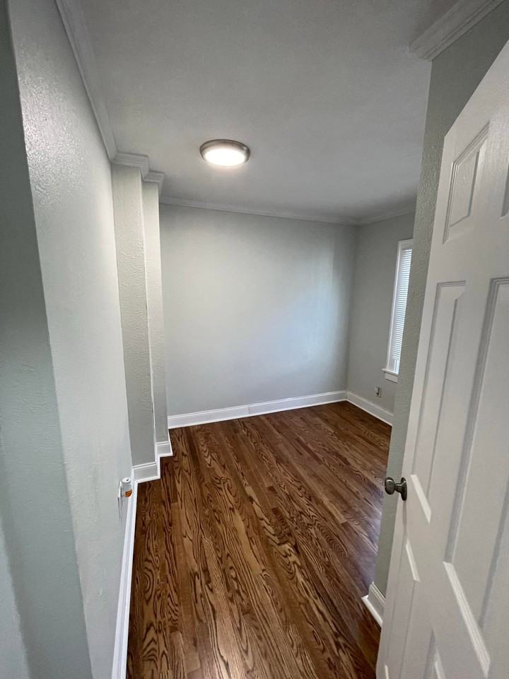 2320 Benton Blvd #1 - Photo 5 of 10