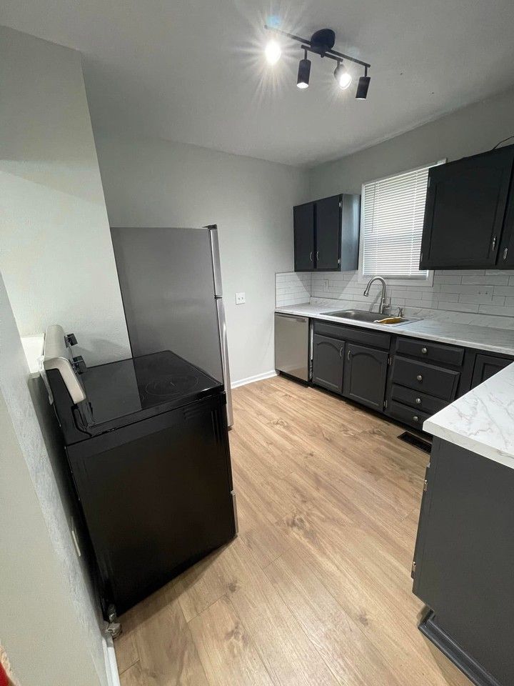 2320 Benton Blvd #1 - Photo 7 of 10
