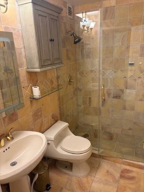 15218 Union Tpke - Photo 3 of 10
