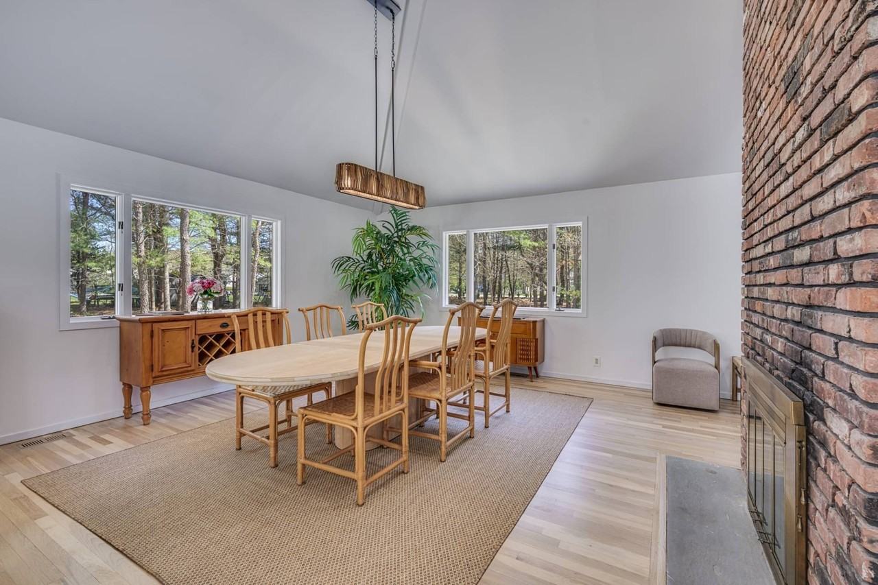 2941 Quogue Riverhead Rd - Photo 7 of 21