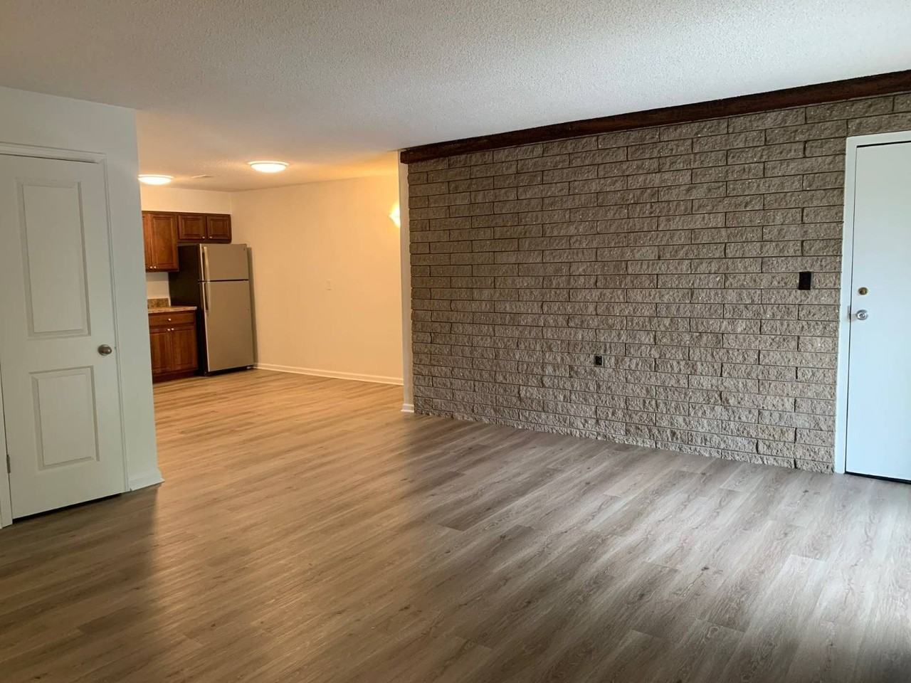 1552 Helderberg Ave #15 - Photo 7 of 13