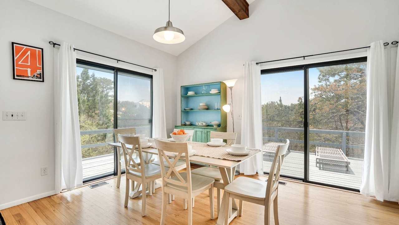 56 Mako Ln - Photo 2 of 16