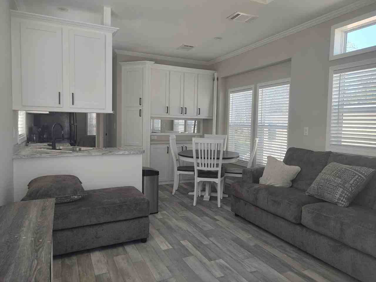 127 Quiver Leaf St - Photo 2 of 7