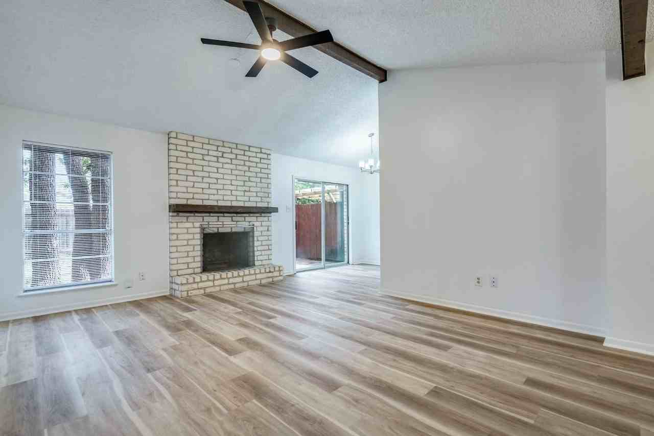 1306 Glenda Dr #A - Photo 4 of 26