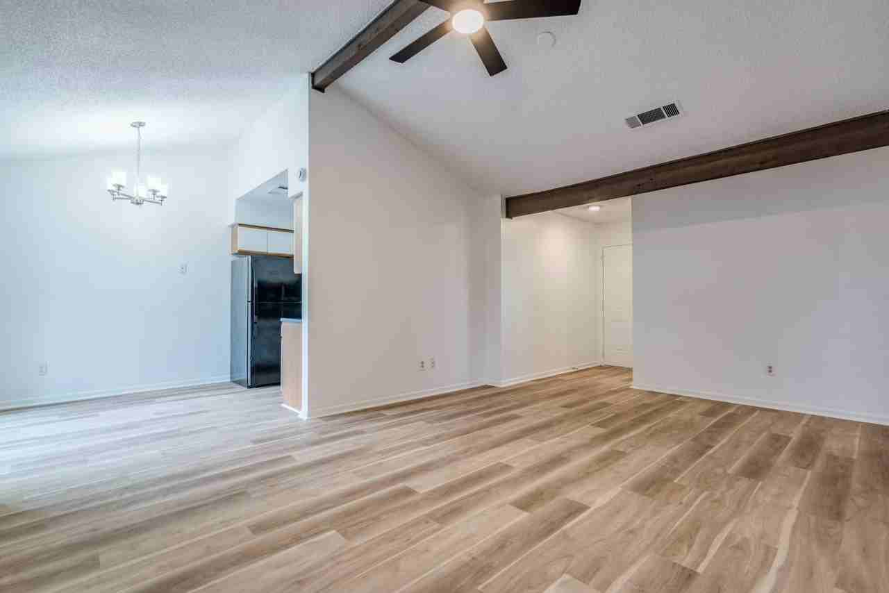1306 Glenda Dr #A - Photo 5 of 26