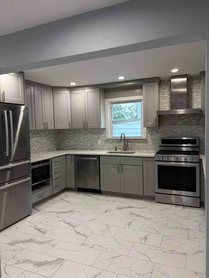 5240 Leith Pl - Photo 4 of 10