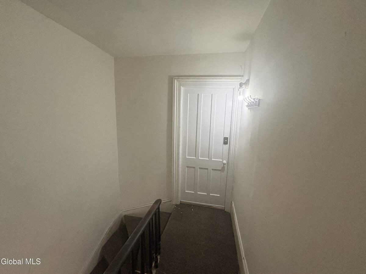334 4th St #3 - Photo 2 of 15