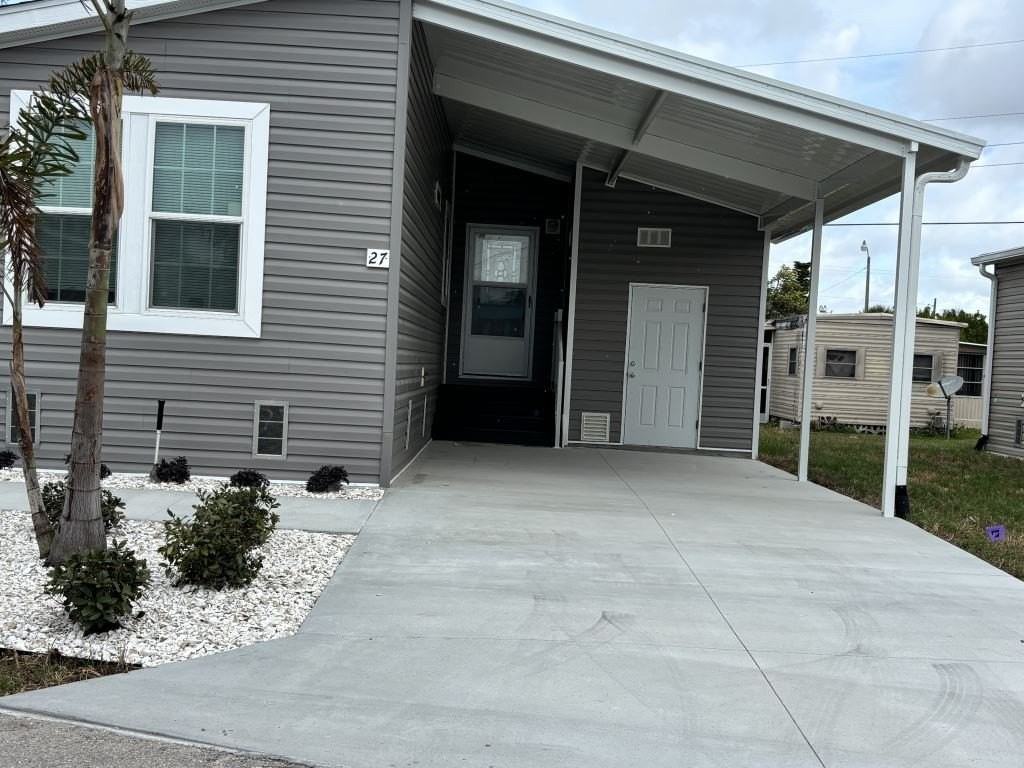 27 Nyborg Ave #0027 - Photo 4 of 20