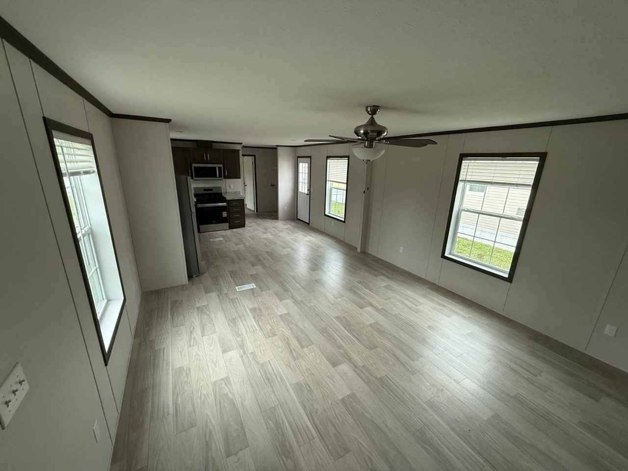 129 Jessica Ln - Photo 3 of 7
