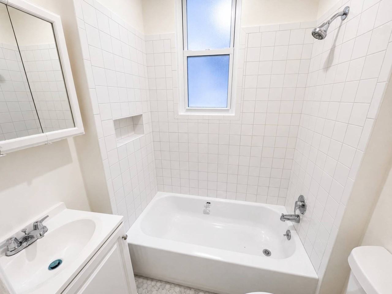 7245 60th Ln #1L - Photo 7 of 11