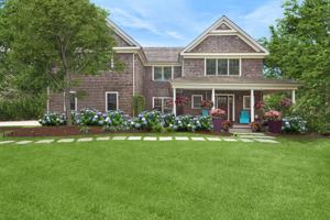 featured image of 13 Dering Ln