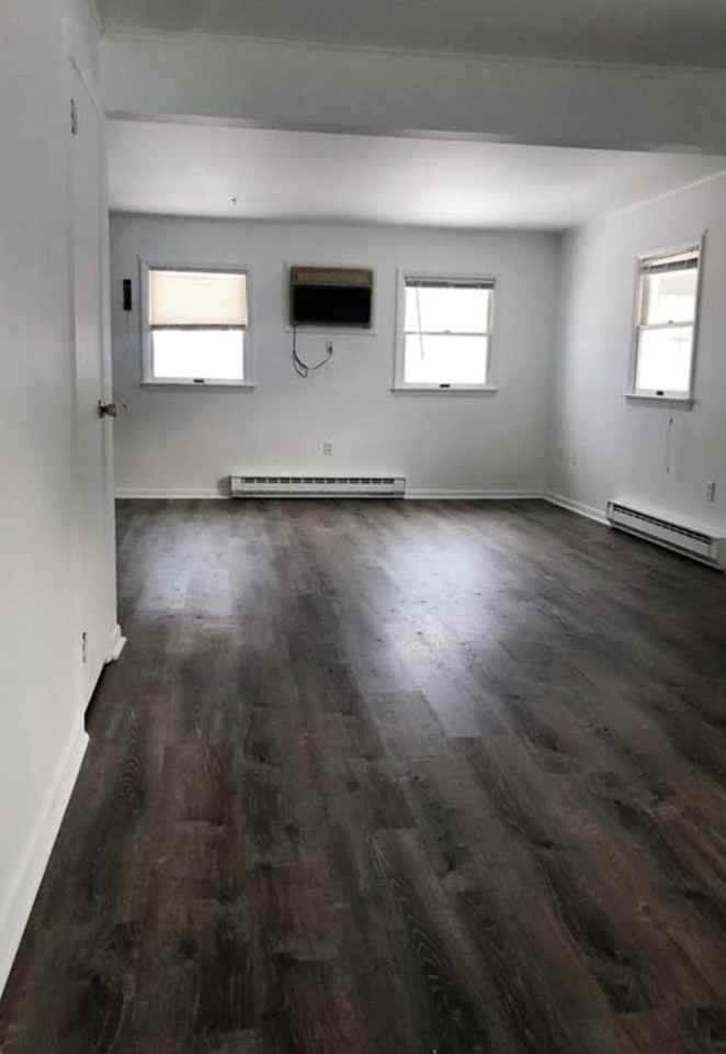 24 Jefferson Ave - Photo 3 of 11