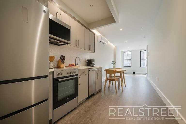 277 Linden St #2B - Photo 4 of 15