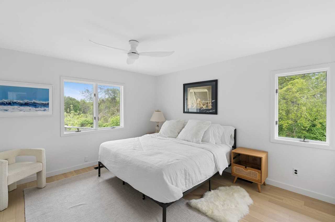 34 Seaside Ave - Photo 6 of 11