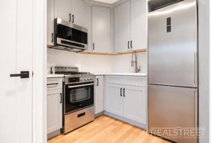 491 Tompkins Ave #3F - Photo 1 of 1