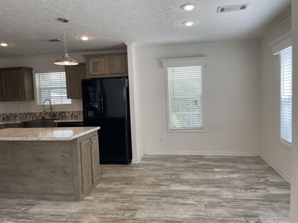 3150 Ne 36th Ave #0105 - Photo 3 of 20