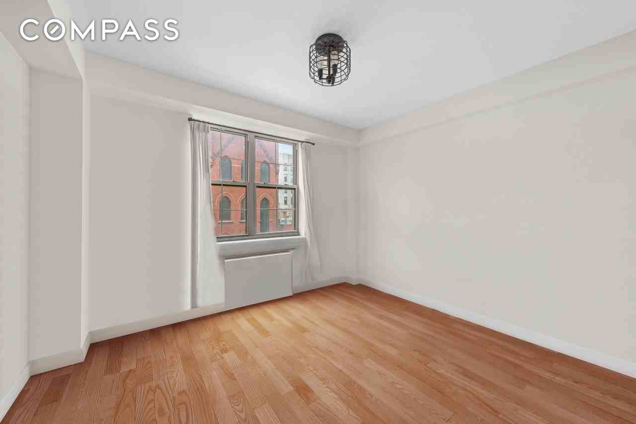 163 Saint Nicholas Ave #4H - Photo 4 of 6
