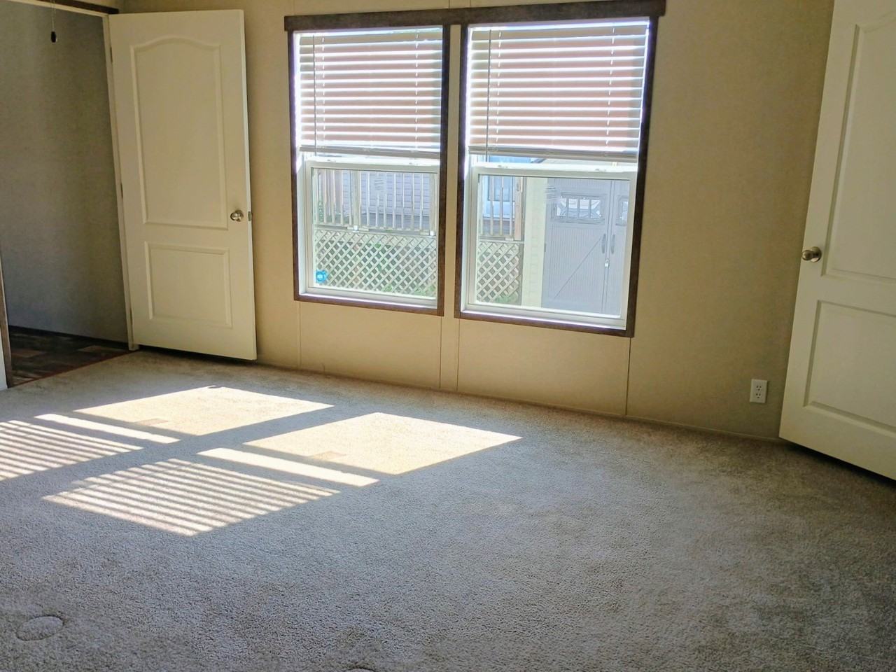 1006 Ashley Way - Photo 5 of 7