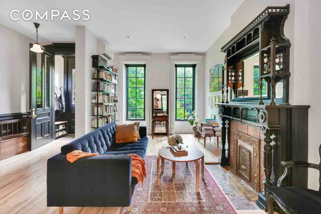 629 Putnam Ave #2 - Photo 2 of 23