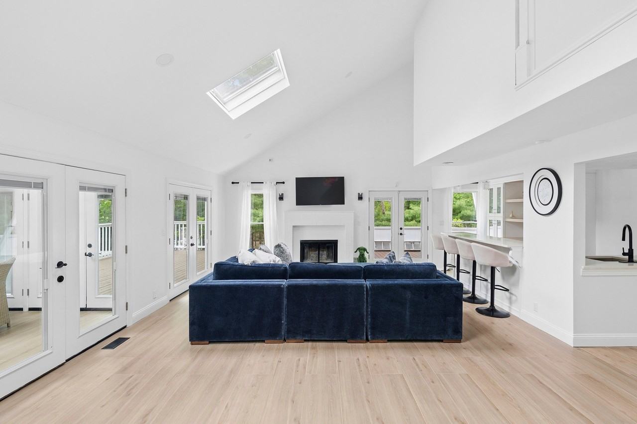 3 N Woods Ln - Photo 2 of 13