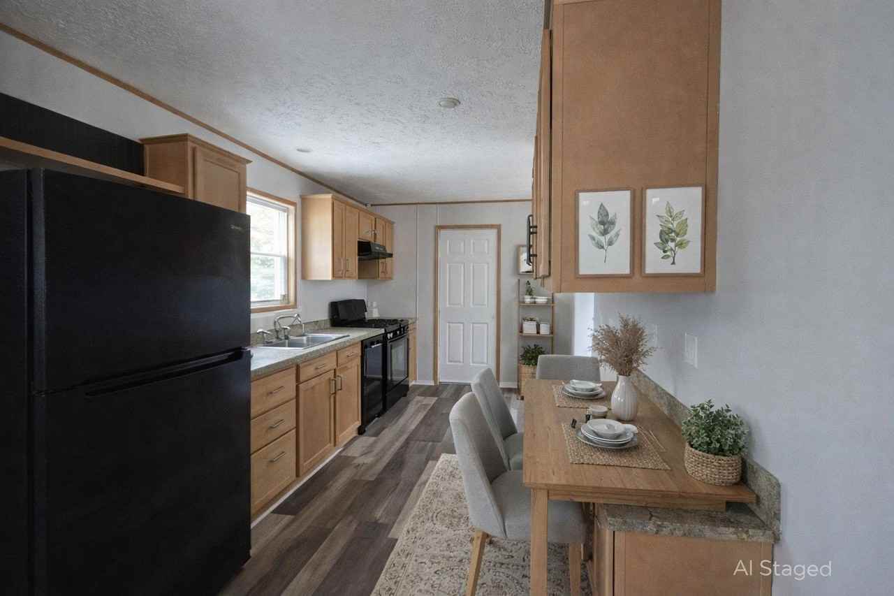 504 Juliet Dr #155 - Photo 3 of 9