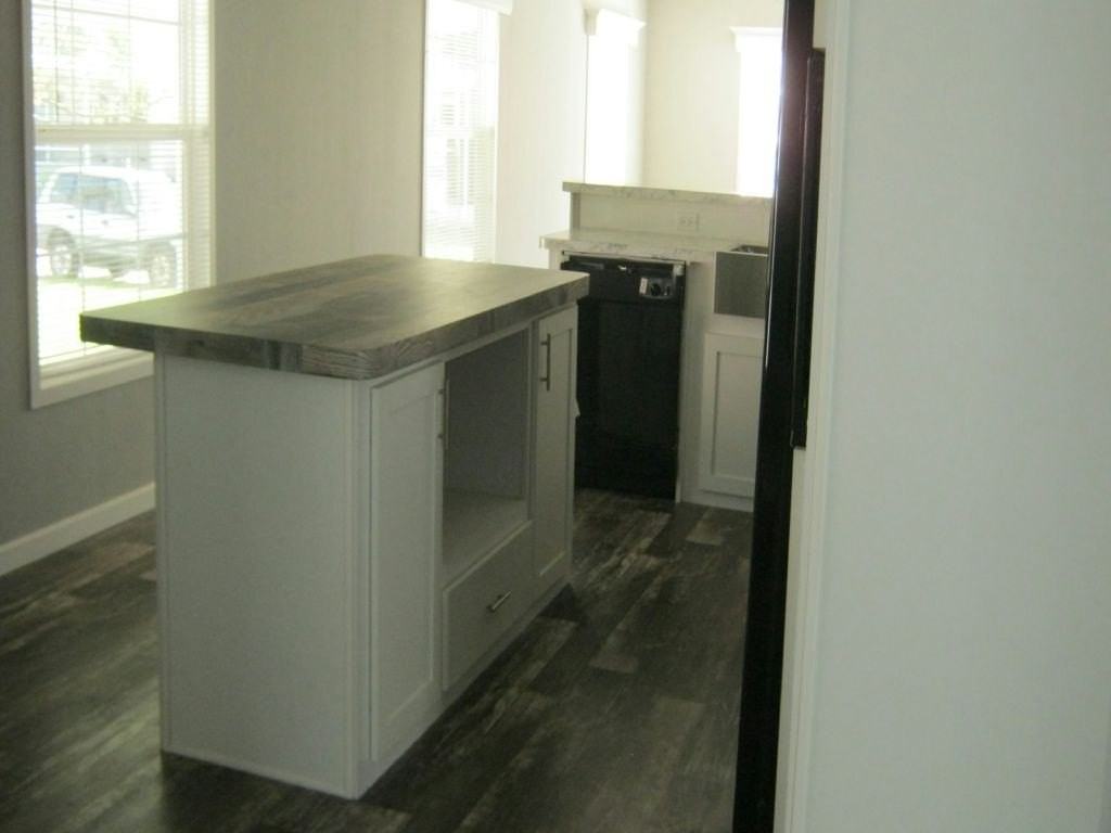 374 Windsor Dr #0374 - Photo 6 of 21