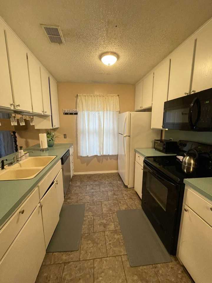 2707 Ne Euclid Ave - Photo 5 of 18