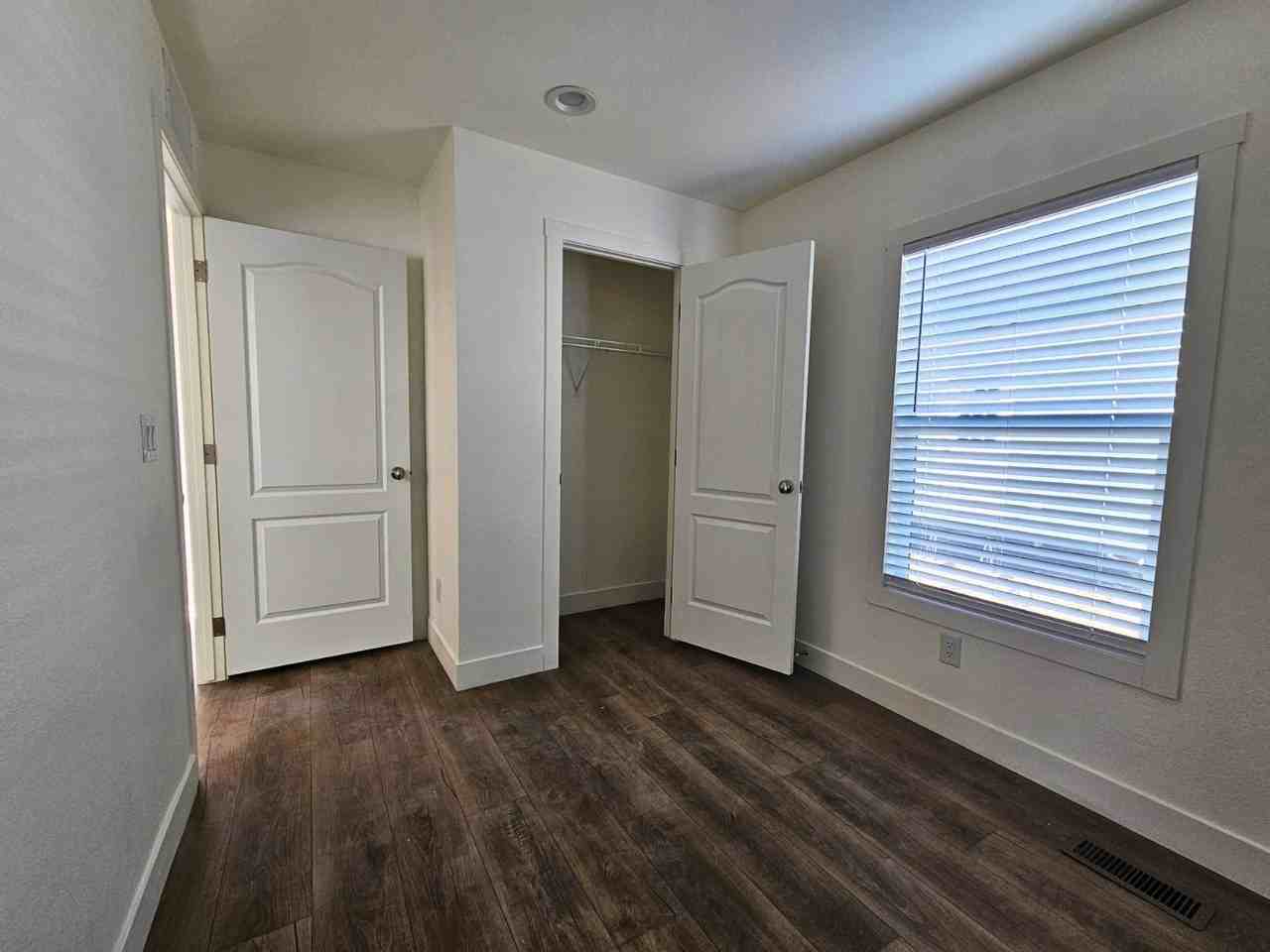 1431 N French St #E13 - Photo 6 of 10