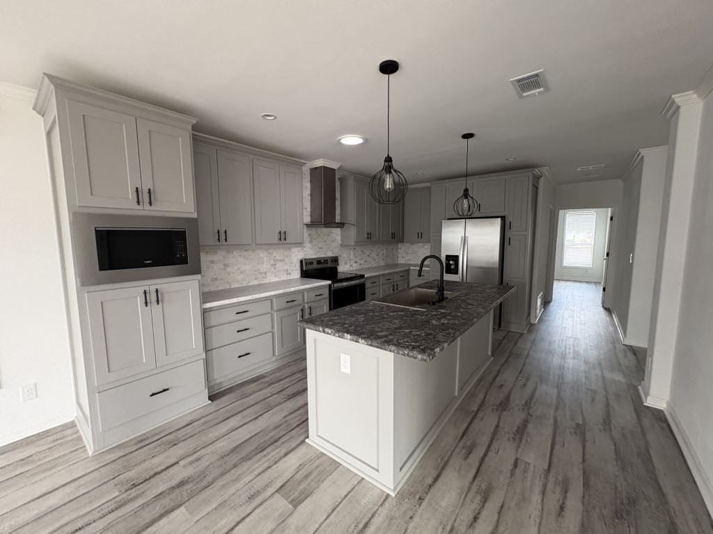19477 Bermuda Ct #004C - Photo 3 of 20