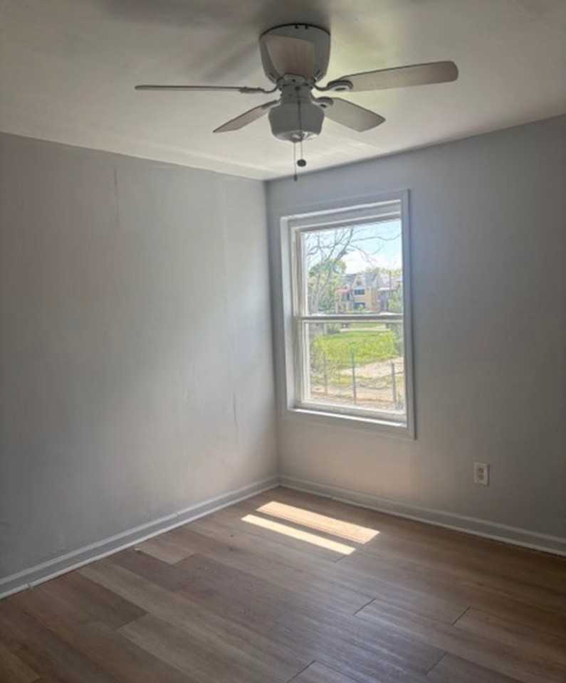 3295 Monterey St - Photo 3 of 12
