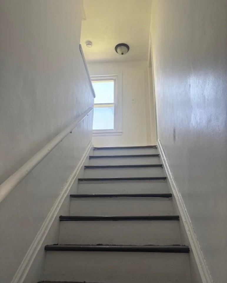 3295 Monterey St - Photo 5 of 12