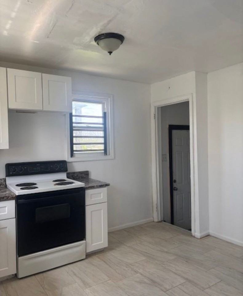 3295 Monterey St - Photo 6 of 12