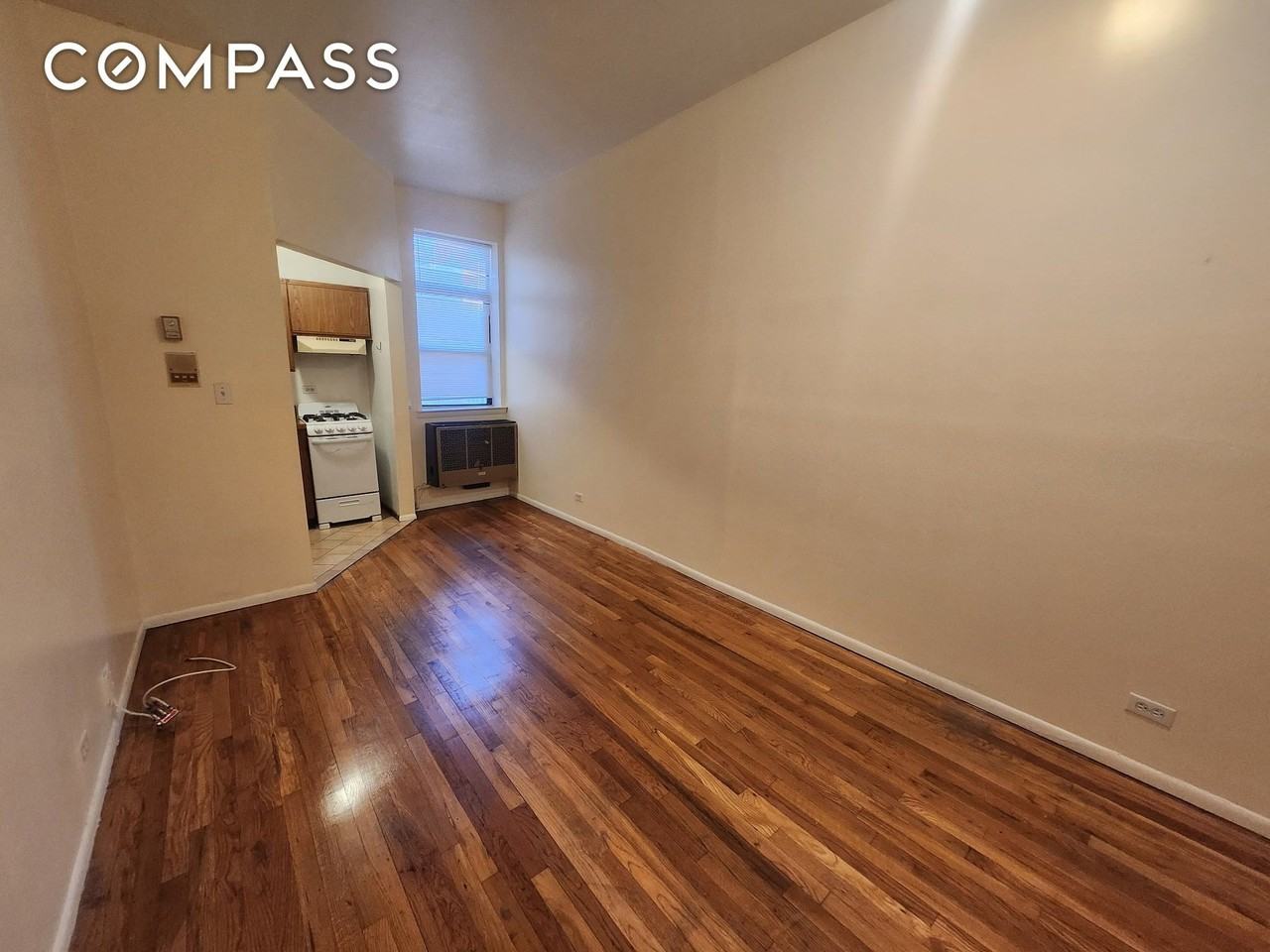 126 E 83rd St #2E - Photo 2 of 2