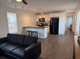 featured image of 121 Cimarron #121
