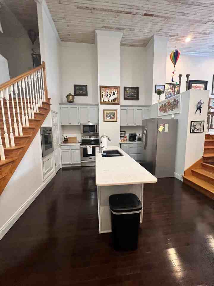 312 Main St #A - Photo 6 of 14