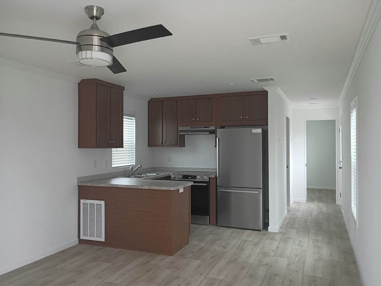 40 Lily Dr #130 - Photo 2 of 8