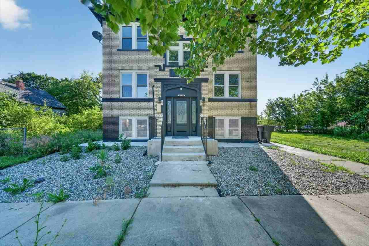 1140 Ashland St #1 - Photo 3 of 25
