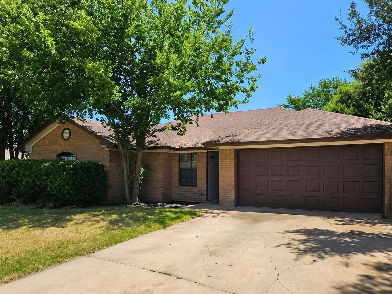 3406 Granite Dr - Photo 2 of 12