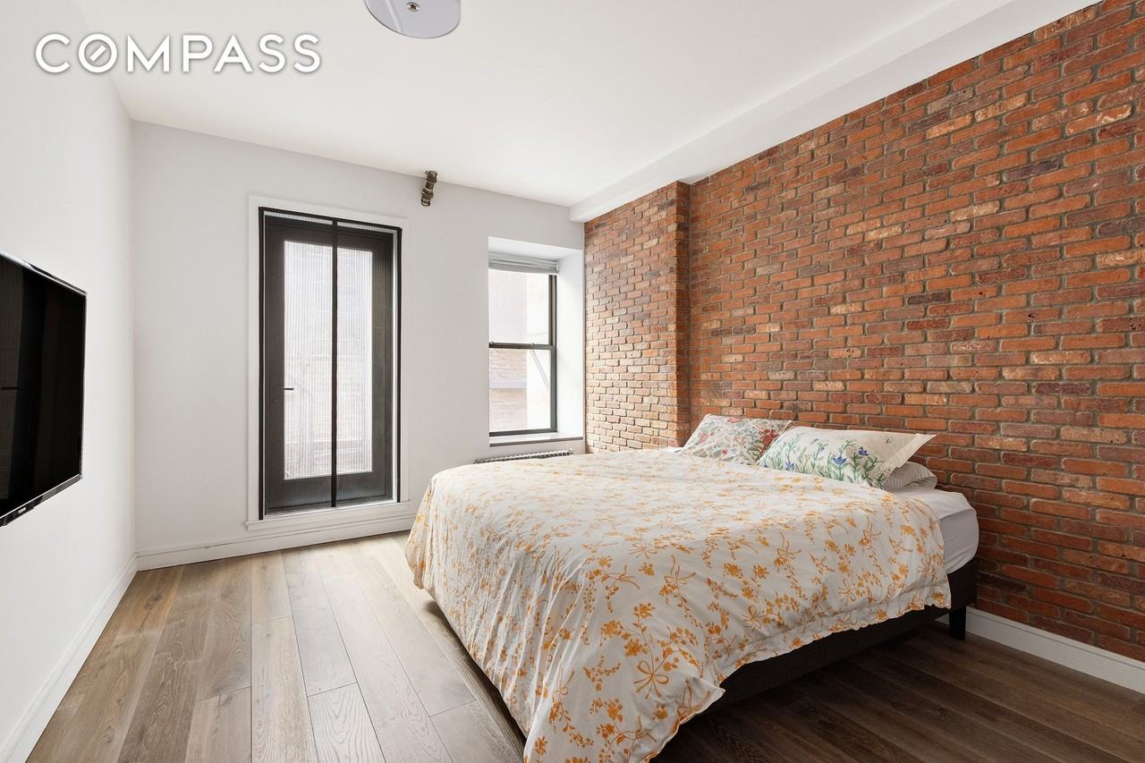 9 Jones St #2 - Photo 3 of 8