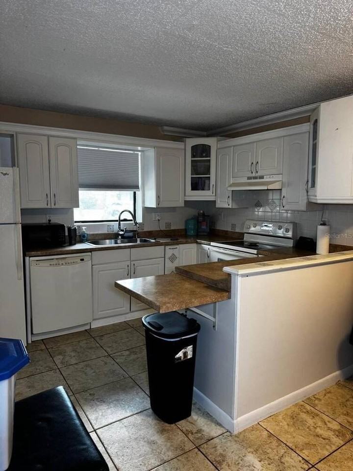 1302 Nebraska Ave #6A - Photo 4 of 7