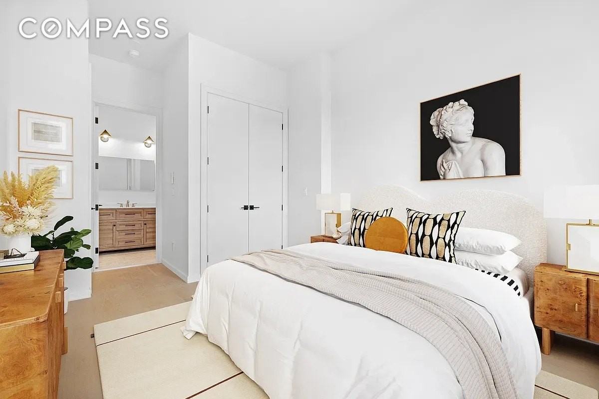 317 Court St #2A - Photo 6 of 15