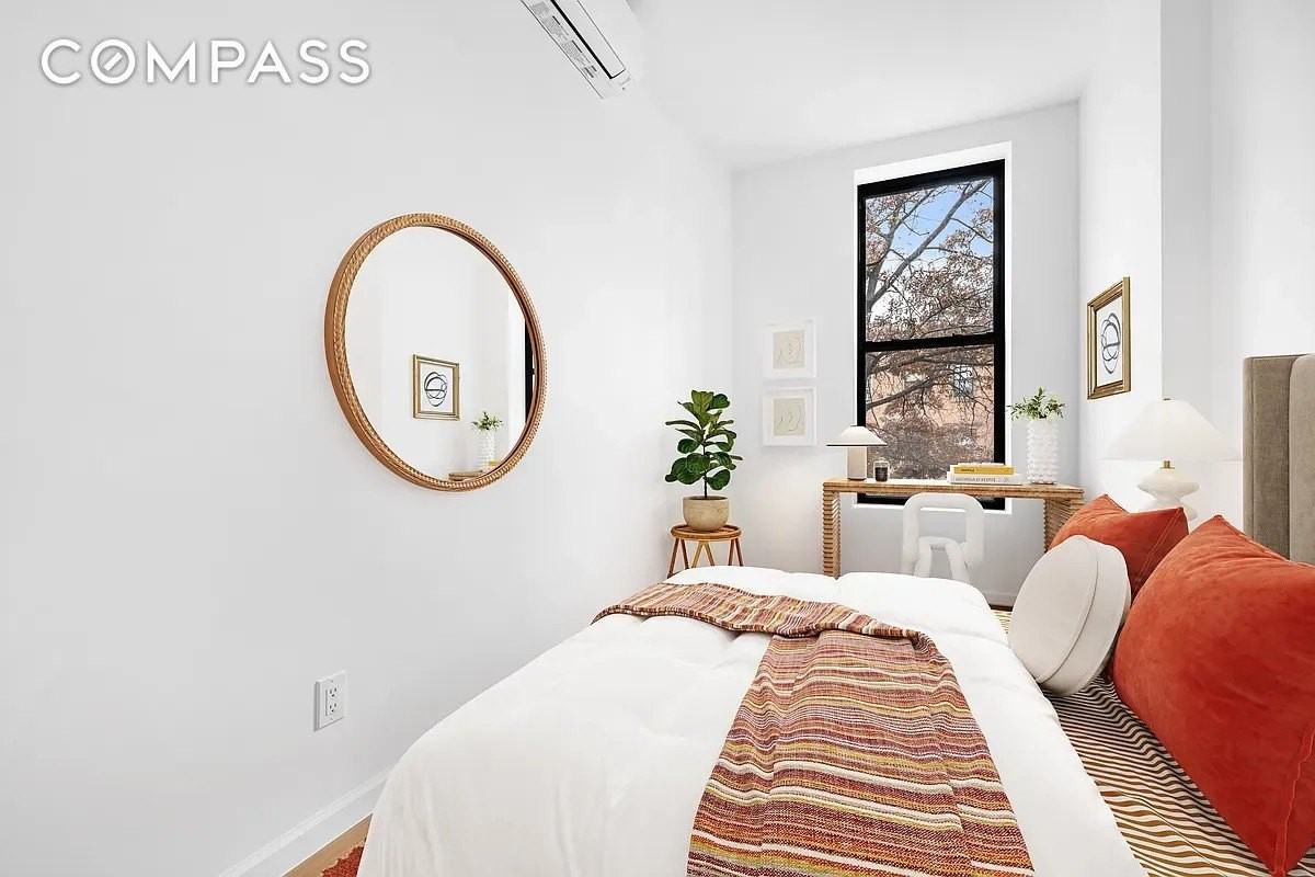 317 Court St #2A - Photo 7 of 15