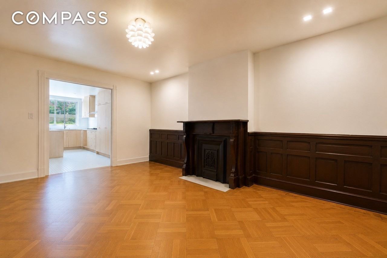814 Putnam Ave #1 - Photo 7 of 18