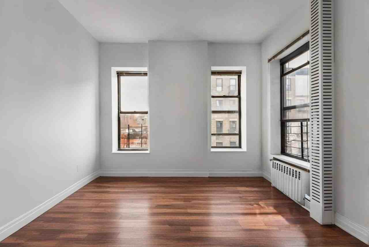 411 Manhattan Ave #9 - Photo 2 of 24