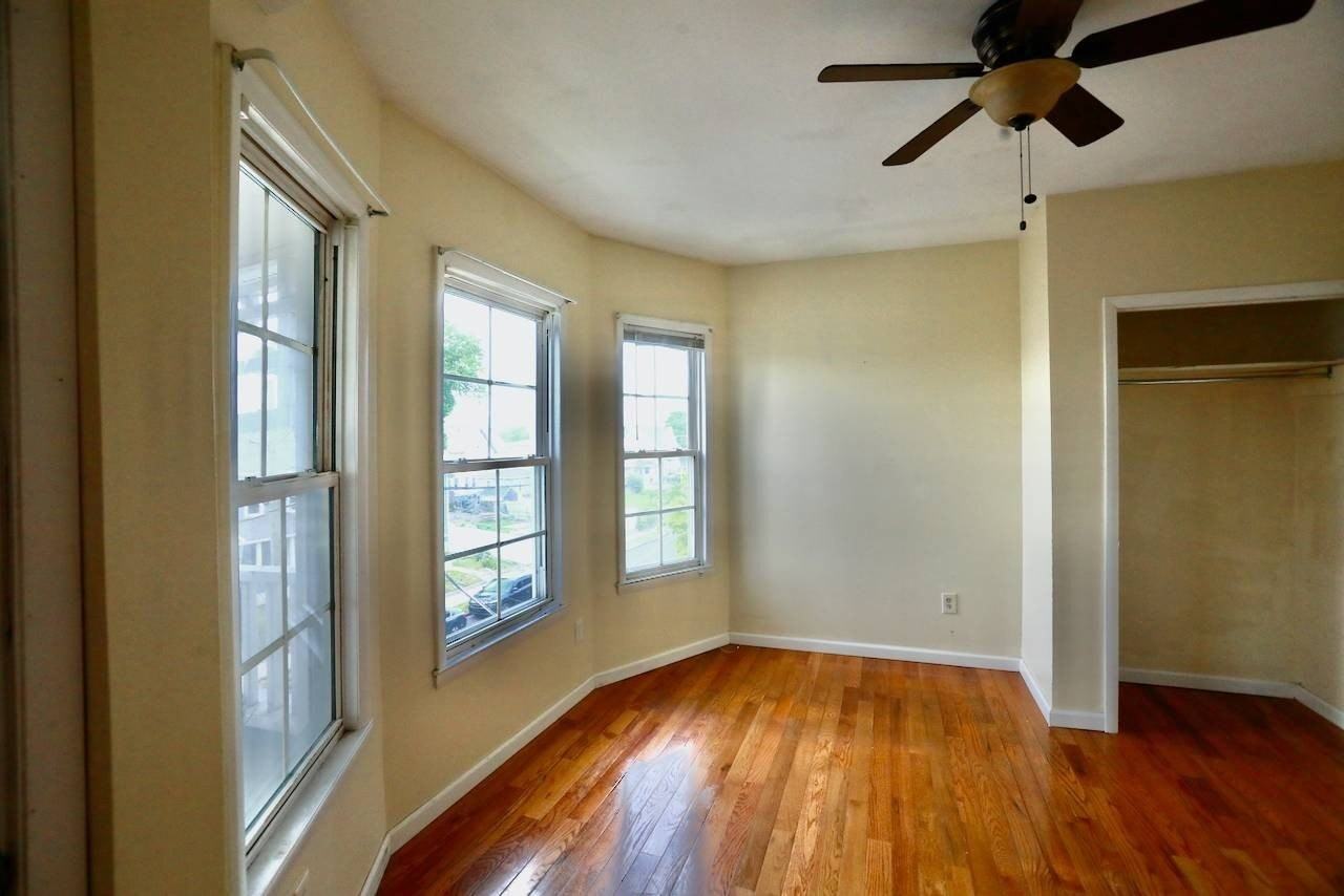 116 Ogden St #120 - Photo 5 of 19